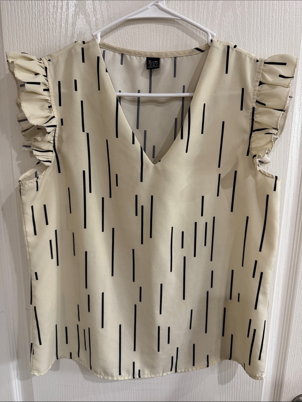Avenue Cream V-Neck Ruffle Sleeve Camisole with Black Linear Print
